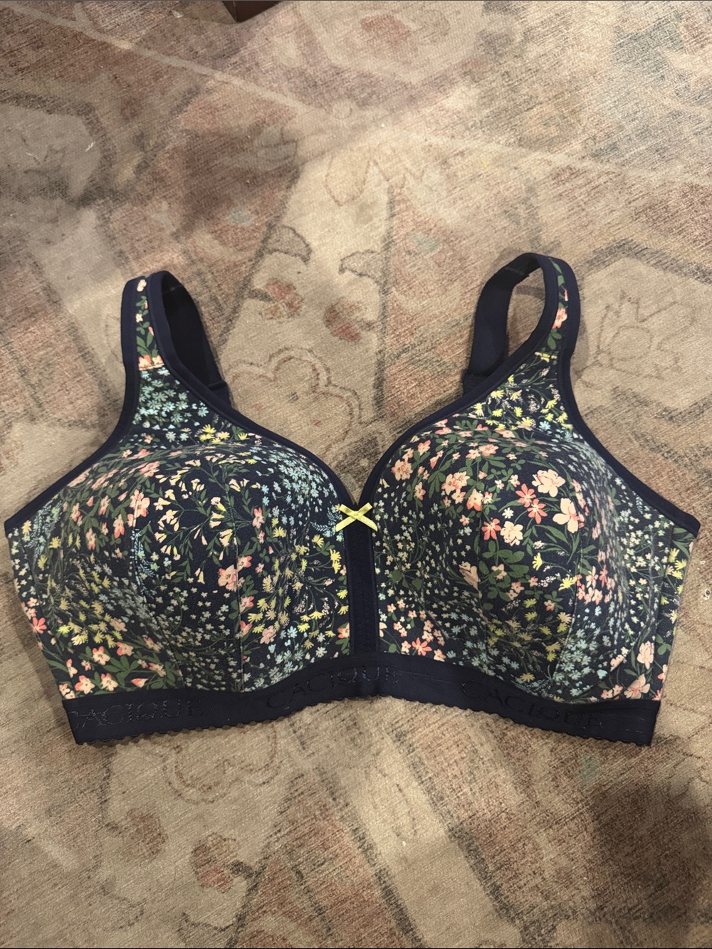 Cacique Floral Feminine Bra size 40DDD